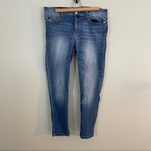 Judy Blue relaxed fit jeans 15/32